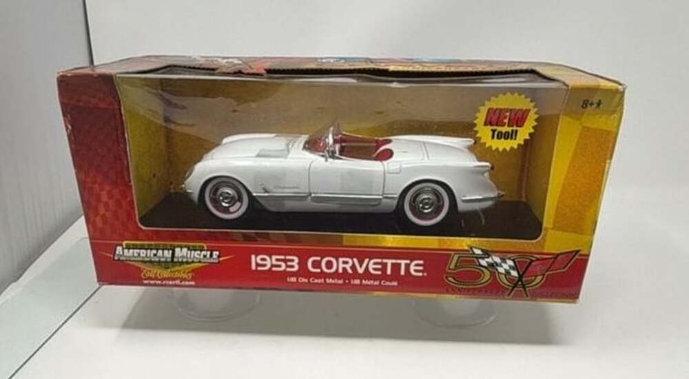 ERTL American Muscle 1953 Corvette 50th Anniversary Collection 1:18 Die Cast